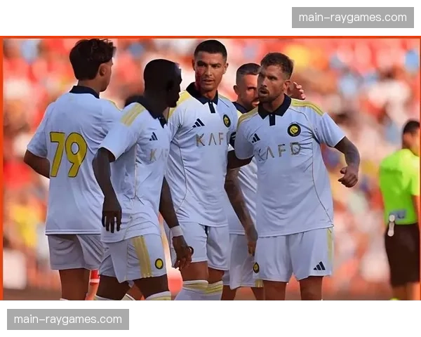 尼斯主场3-3战平洛里昂,卢谢梅开二度难救主 尼斯主场3-3战平洛里昂,卢谢梅开二度难救主