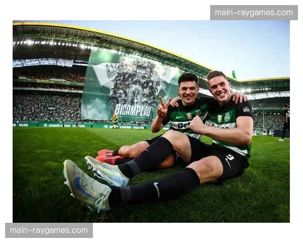 罗马诺:法兰克福已拒绝英超球队对中场核心沙伊比的首次报价